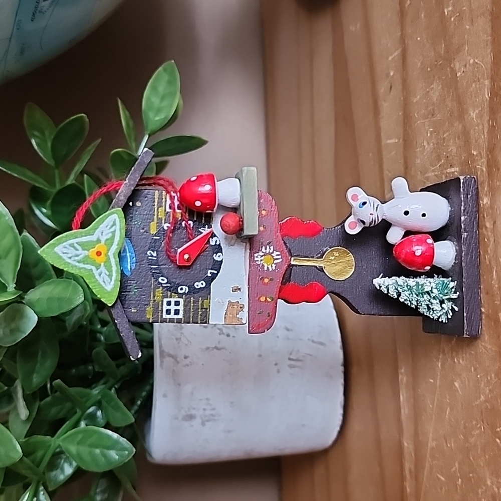 Vintage wood tree ornaments - Picture 4 of 17